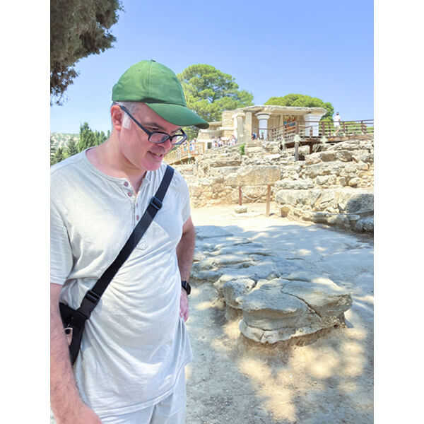 ガイタニディス，ヤニス准教授