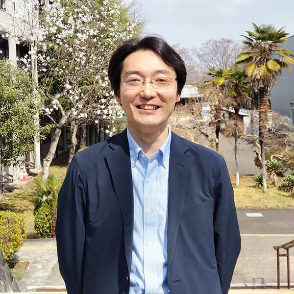 岩渕 俊樹 准教授