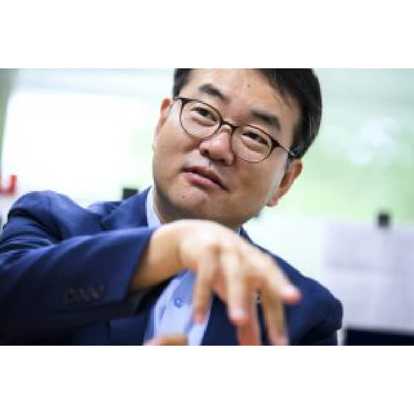 劉 庭秀教授